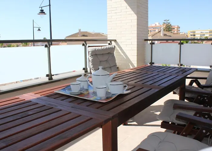 Alamos Sol, Playa Y Golf , Parking&wifi טורמולינוס